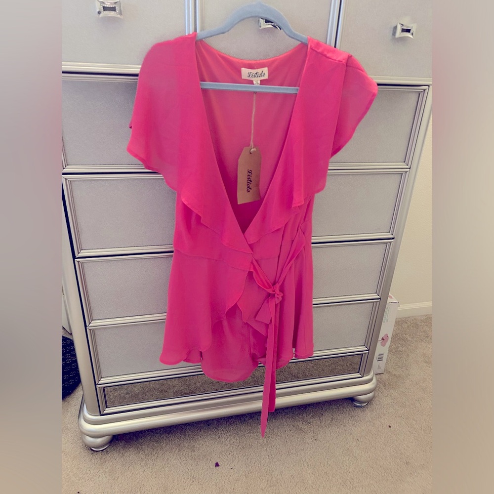 Junior pink romper in large